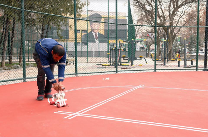 Çankaya Parkları Bahara Hazırlanıyor