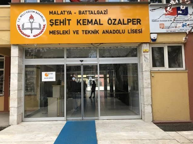 Hürriyetçi Eğitim Sendikası ''Okulun İnşaatına Bir Önce Başlanılmalı''