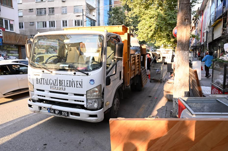 Kışla Caddesi Esnafına Taşınma Desteği