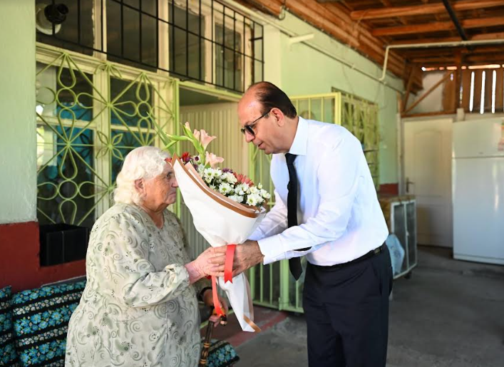 “Yaşlılarımız Bizim Canlı Tarihimiz, Hafızamızdır”